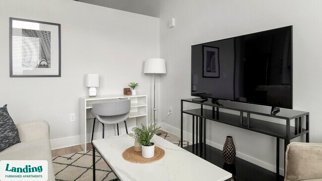 545 Foster St unit 615, Durham, NC 27701 - photo 2