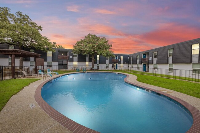 531 Bedford Rd unit 233, Bedford, TX 76022 - photo 7