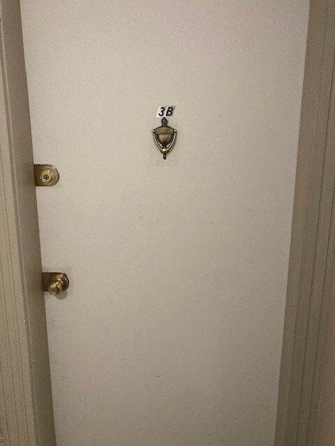 21681 Hillside Dr unit 3B, Clinton Township, MI 48035 - photo 2