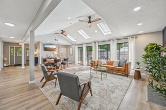 6801 Bordeaux Ct, Reynoldsburg, OH 43068