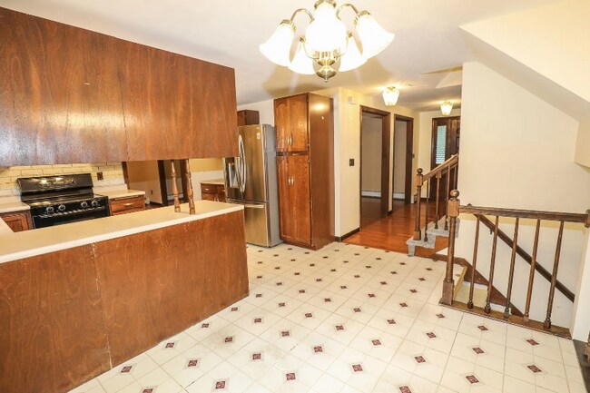 63 Mill Rd unit House, Kingston, NH 03848 - photo 6