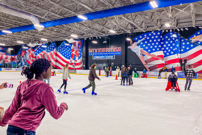 Woodbridge Community Center has a great ice skating rink in nearby Woodbridge, NJ that residents of Maurer frequent regularly.