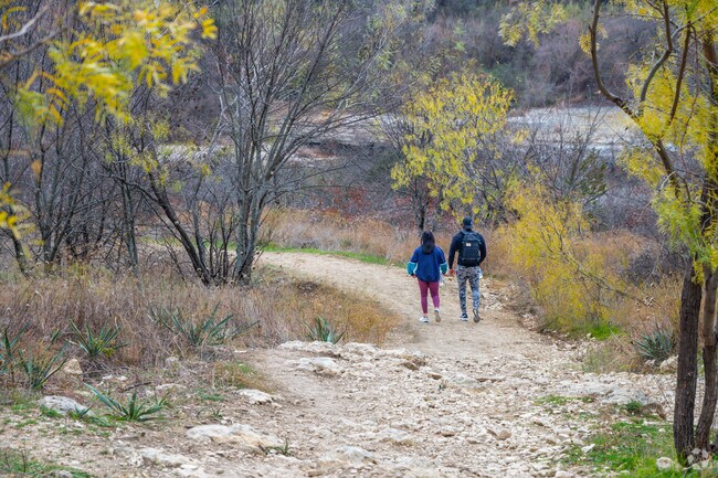 The extensive trails of Marion Sansom Park are perfect for locals to take an afternoon hike.