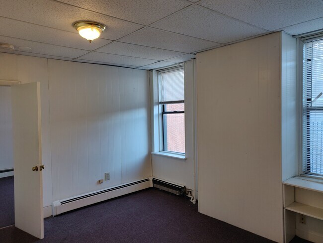 40 Joy St, Boston, MA 02114 - photo 4