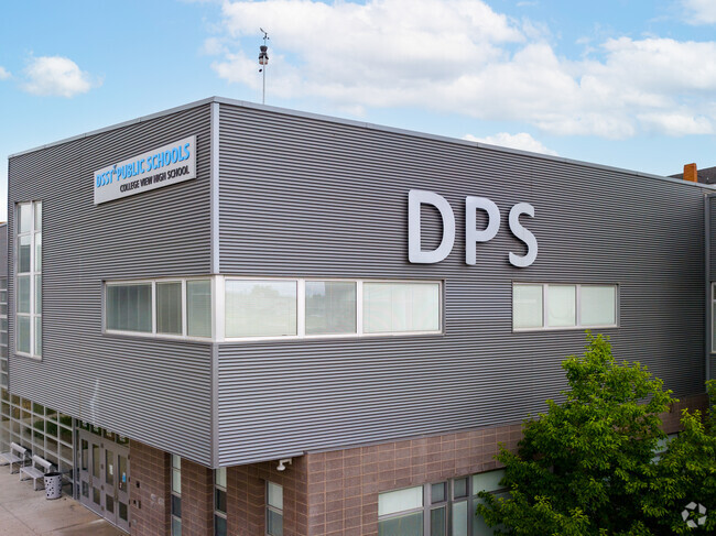 Dsst College View High School serves grades 9-12.