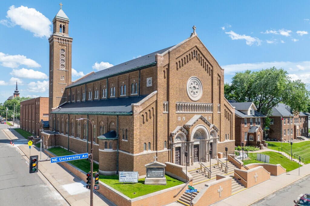 Pope John Paul II is a catholic school.