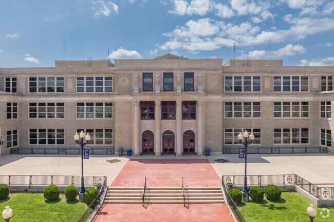 Liberty High School serves 2,800 students in grades 9-12.