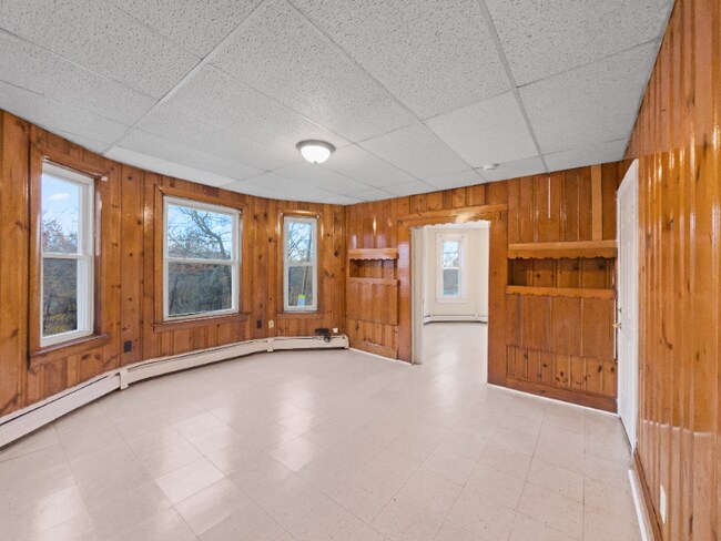 286 Farnham St unit 2, Lawrence, MA 01843 - photo 4