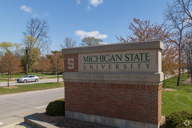 Michigan State University campus sits less than a mile from Fairview Area.