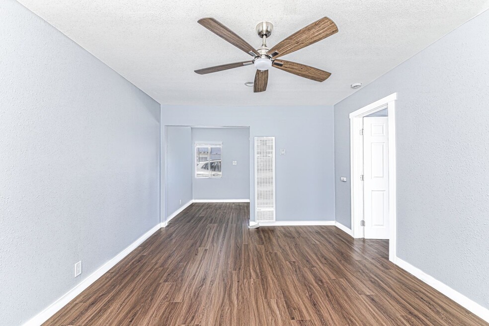 11859 207th St unit 11859.25, Lakewood, CA 90715 - photo 1