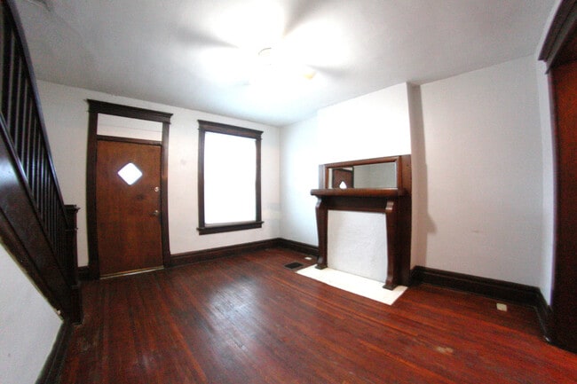 Family room-1