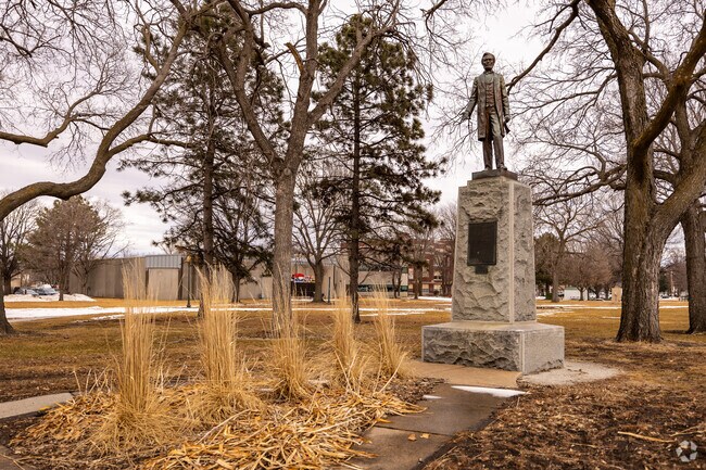 There is a statue honoring the namesake at John C. Fremont Park.