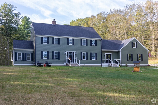 Colonials are the oldest home type in the East Kingston area, dating back hundreds of years.