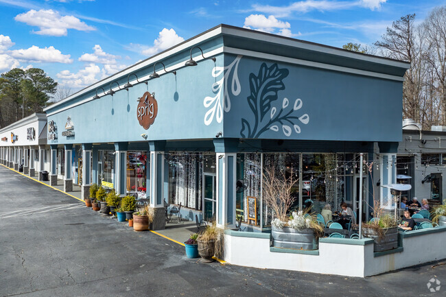 Sprig Restaurant, located minutes from Briarcliff Woods, is a farm-to-table eatery specializing in Southern cuisine.