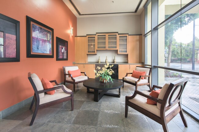 The Colonnade Apartments, San Jose, CA 95112 - photo 3