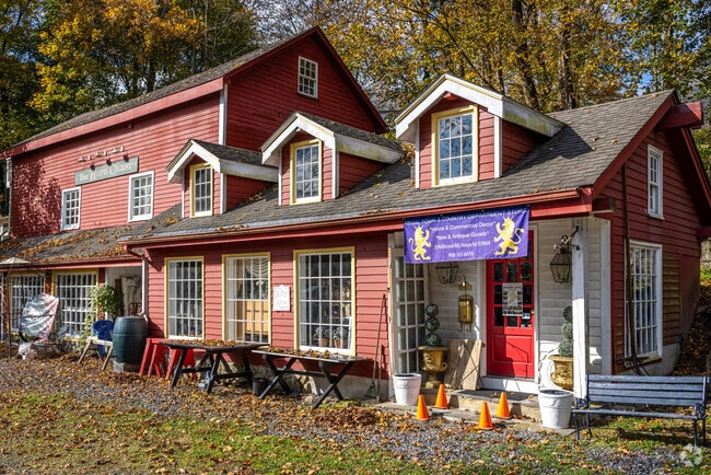Shopping continues beyond High Street at Regal Town & Country Department Store in Hope.