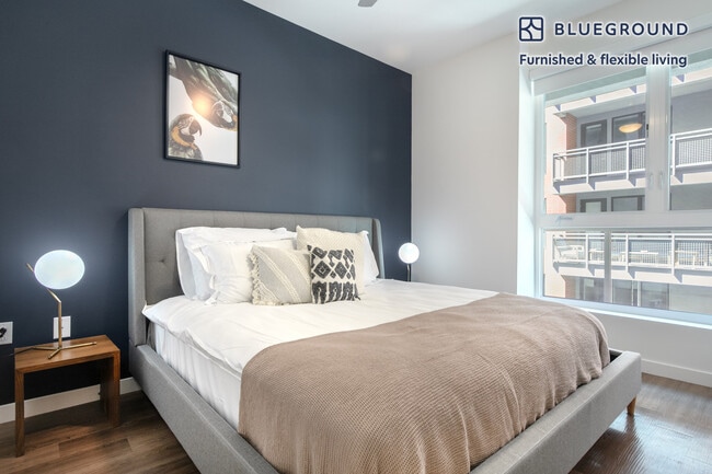 401 N Orange St unit FL3-ID162, Glendale, CA 91203 - photo 7