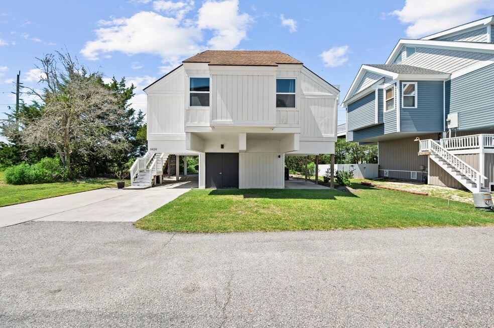 8439 River Rd, Wilmington, NC 28412 - photo 1