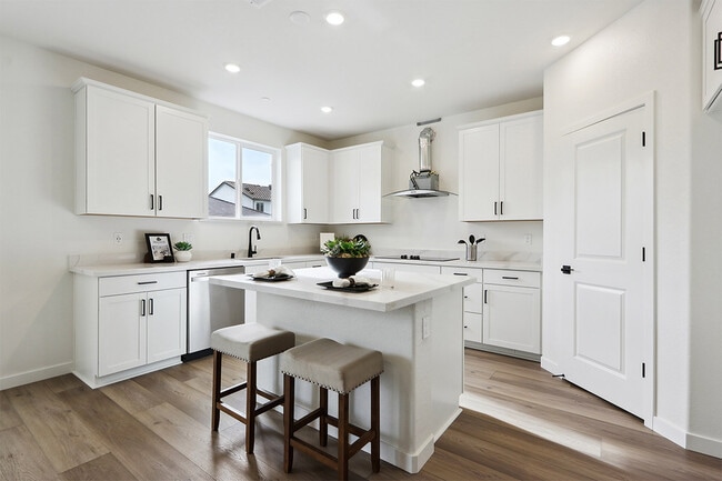 1520 Bluegill Way, Sacramento, CA 95832 - photo 3