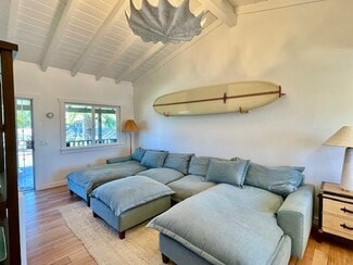 3080 Lincoln St, Carlsbad, CA 92008