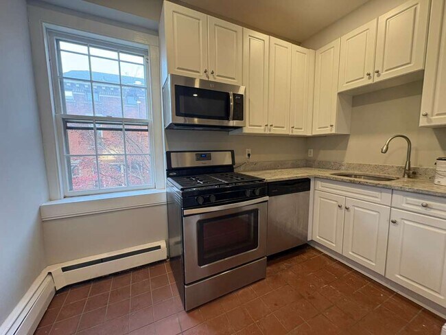 604 Chapel St unit 6, New Haven, CT 06511 - photo 7