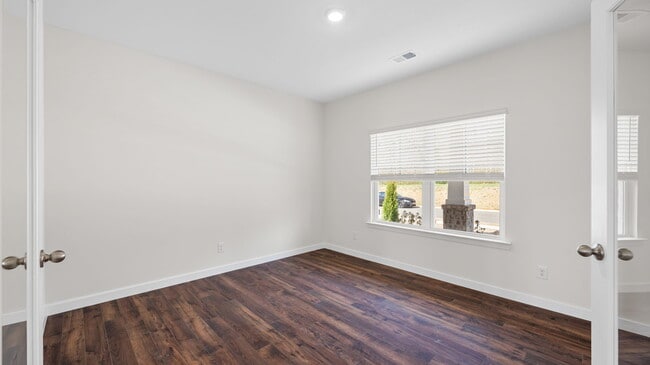 10757 Upland Dr, Apison, TN 37302 - photo 6