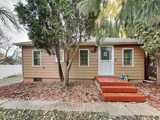 5789 Sunset Rd, Mound, MN 55364