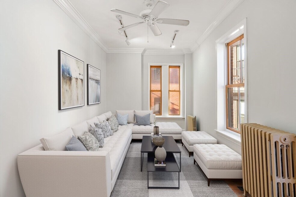 11 Cazenove St unit 406, Boston, MA 02116 - photo 1