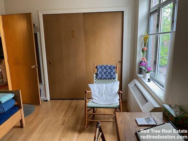 50 Vernon St unit 3, Brookline, MA 02446 - photo 5