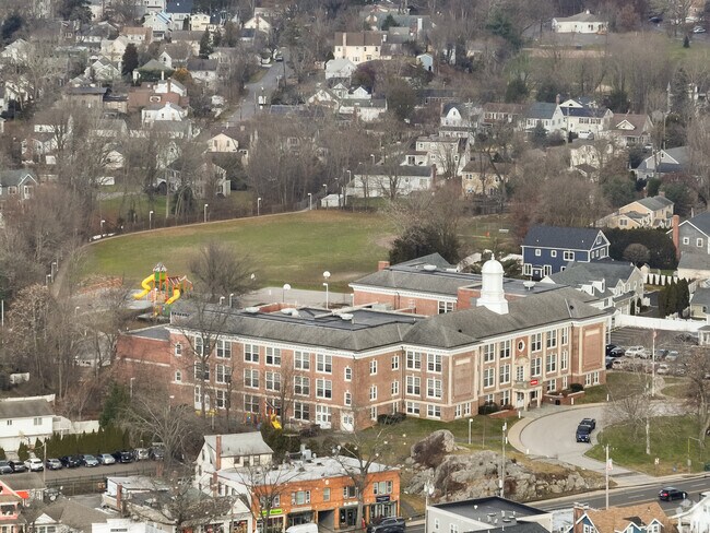 Cos Cob School is committed to providing a safe, nurturing and rigorous learning environment.