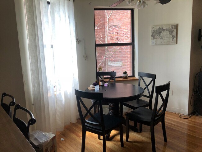 102 Gainsborough St unit 105E, Boston, MA 02115 - photo 2