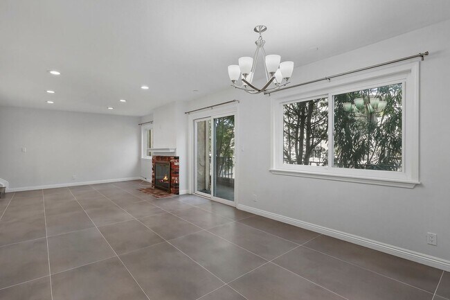 6145 Whitsett Ave unit 3, North Hollywood, CA 91606 - photo 5