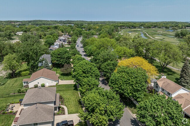 Some of the homes in Cherokee Park sit on medium-sized lots with large yards.