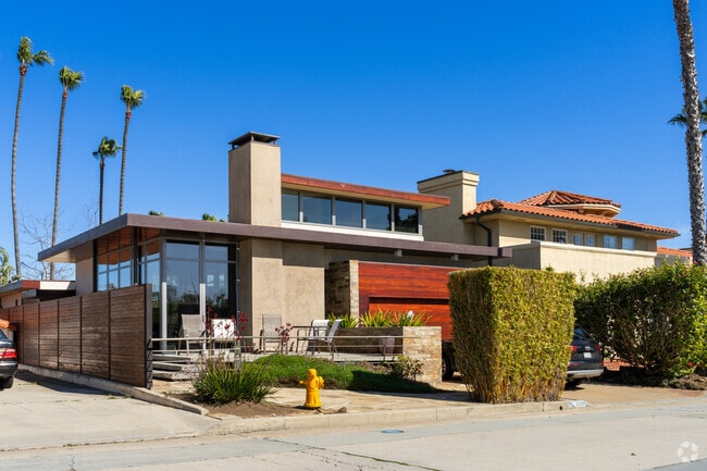 Modern homes are being built from the ground up in Downtown Oceanside.