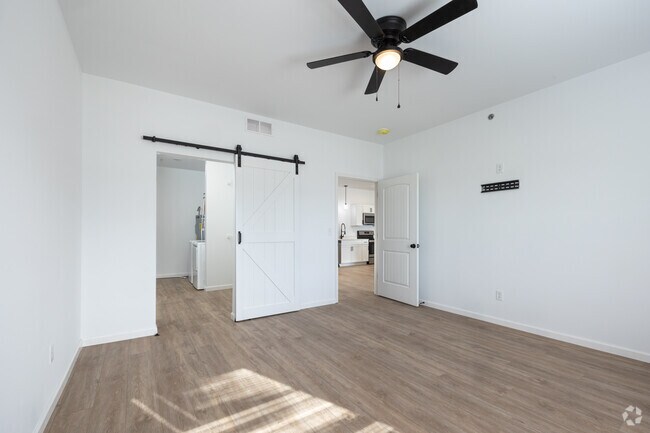 1BR, 1BA - Bedroom