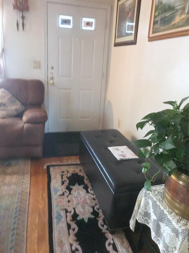 7 Myrtle St, Somerville, MA 02145 - photo 4