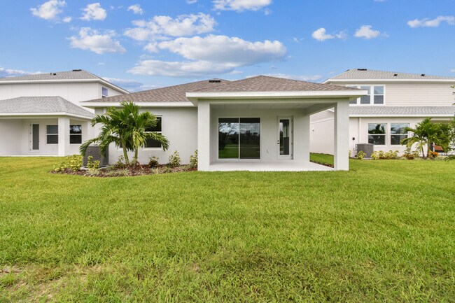 10648 Crescent Creek Crossing, Parrish, FL 34219 - photo 6