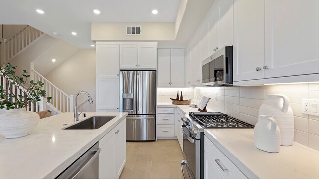 1395 Snowberry Place, Montebello, CA 90640 - photo 3