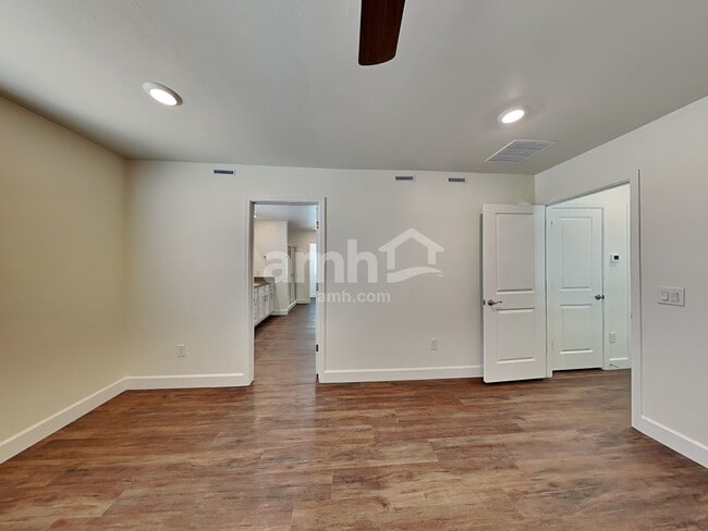 7483 S Via Bombachas, Tucson, AZ 85756 - photo 6