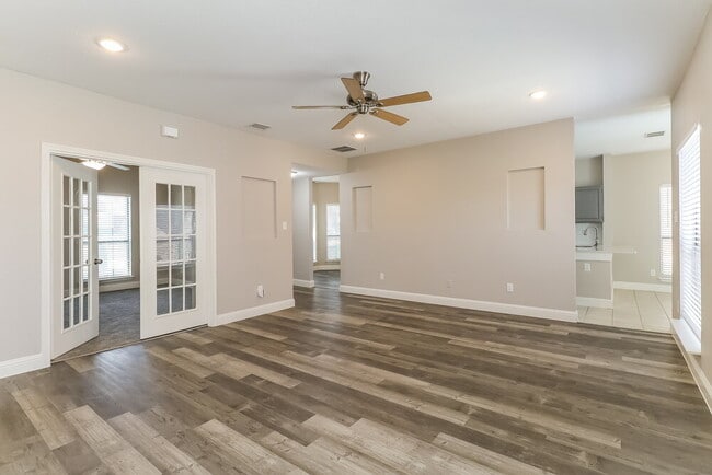 1029 Primrose St, Mesquite, TX 75149 - photo 4