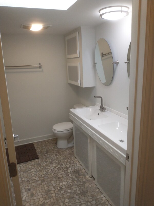 8802 Ilona Ln, Houston, TX 77025 - photo 4