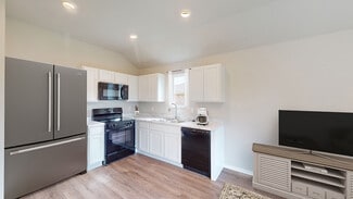 155 Jemison Trails Dr, Jemison, AL 35085