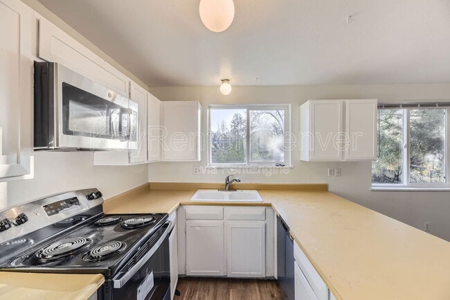 3208 S Olathe Way, Aurora, CO 80013 - photo 3