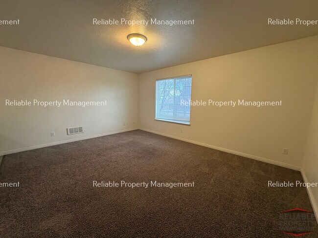 620 Linden Dr unit 3, Idaho Falls, ID 83401 - photo 6