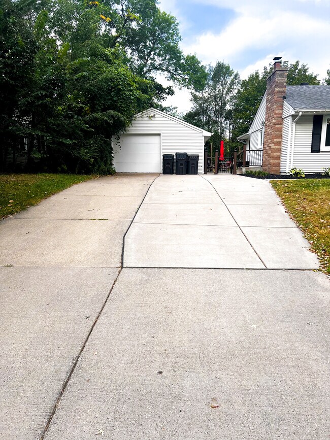 Over sized outdoor parking