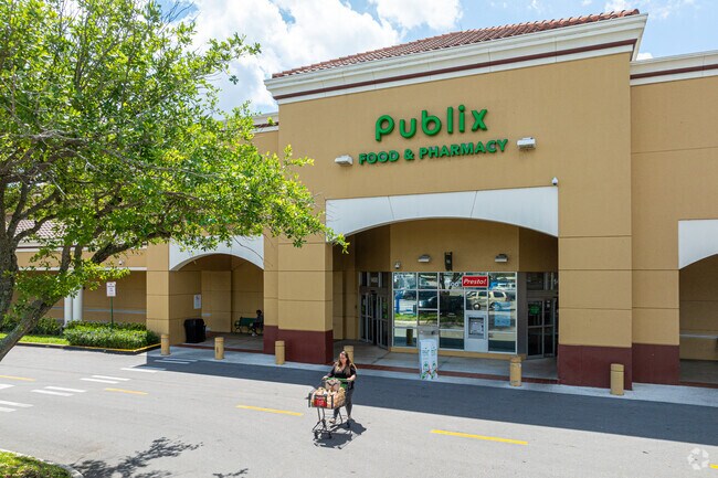 Inside Lakeview Center is located a Publix supermarket in Eagle Trace.