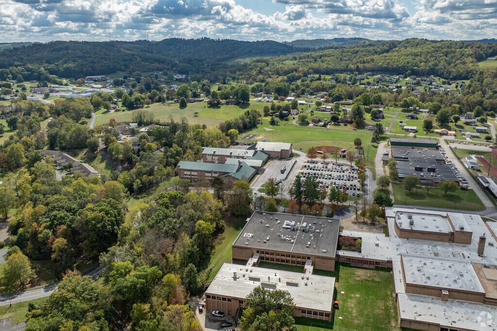 Students love learning at Waynesburg Central Elementary School.