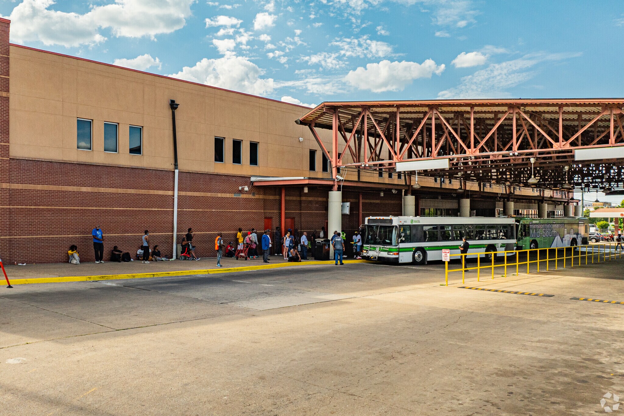 Fox Meadows is served by the Memphis Area Transit Authority.