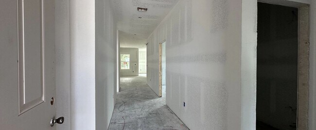 4940 Eagle Rock Dr, Wimauma, FL 33598 - photo 5