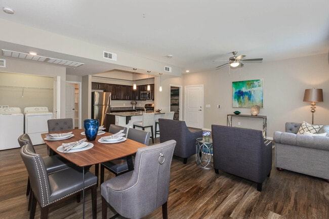 B2 1175 SQFT 2 Bed 2 Bath